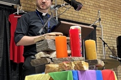 1_Taylor-Croissant-Business-Chair