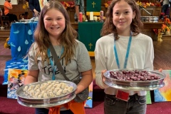 YouthTrek2024-Serving-Communion1
